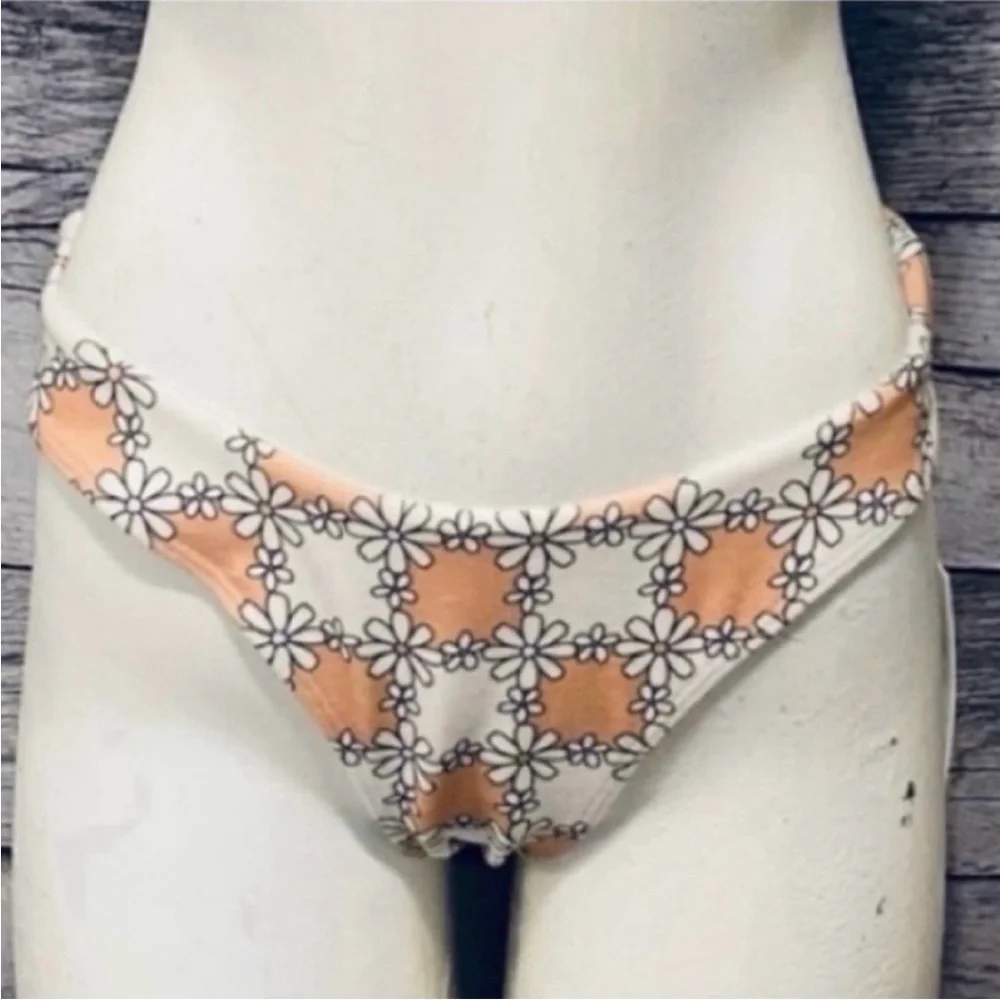 Frankie’s Bikinis Katrina Bottoms In Terry Nude Daisy NWT L